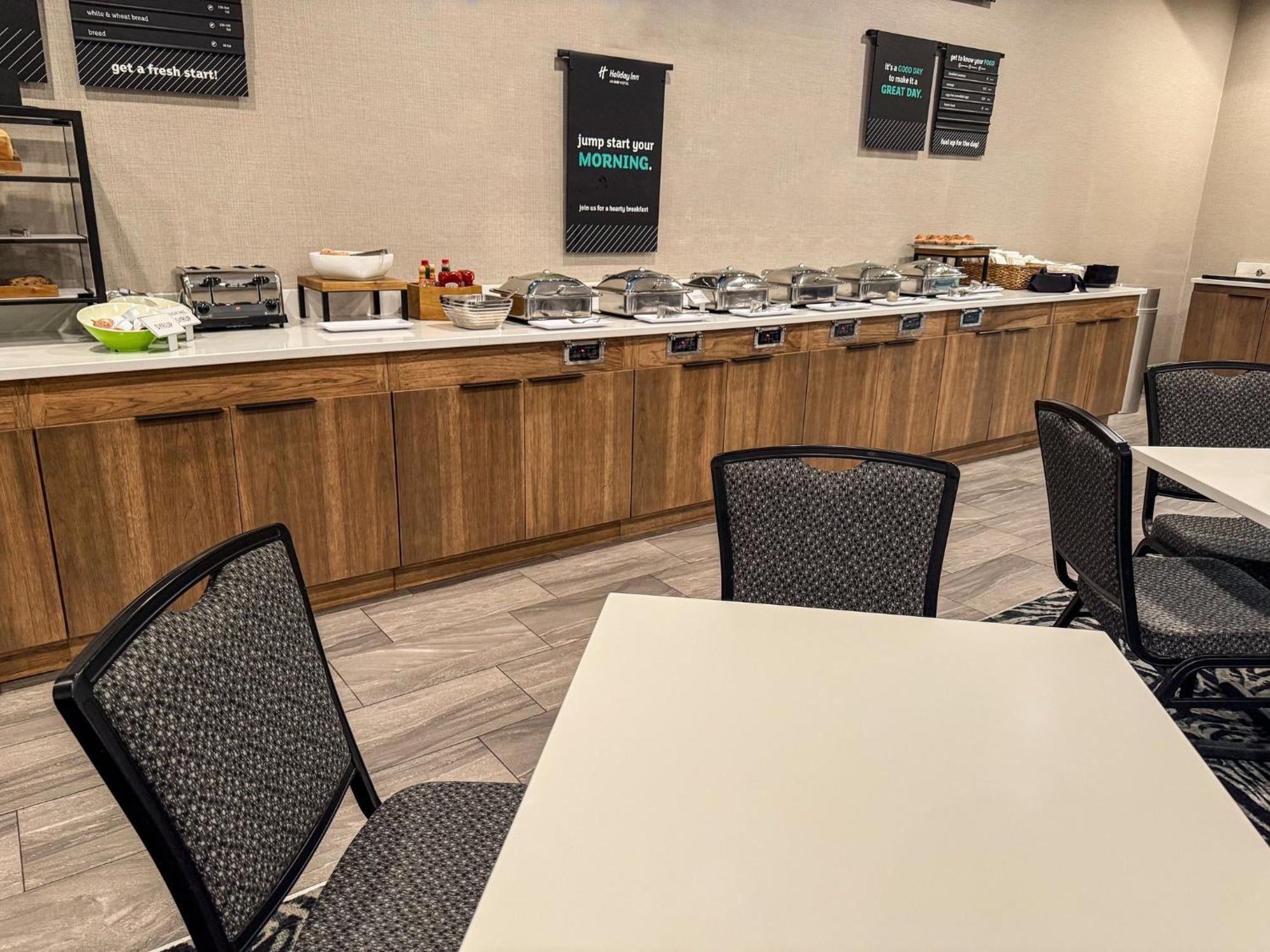 Holiday Inn Kearney By Ihg Exteriör bild